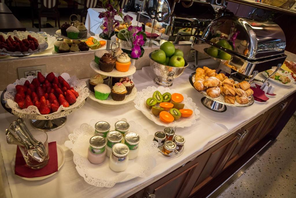 Victoria Hotel Letterario - Resim 12