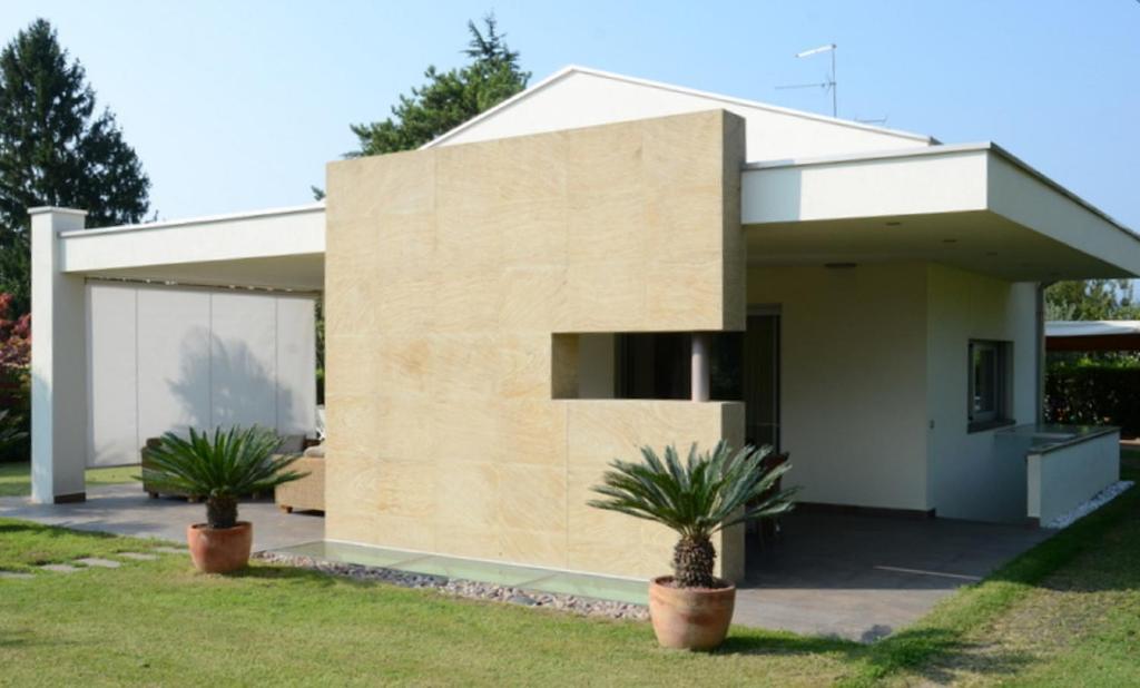 Budova, v ktorej sa vila nachádza