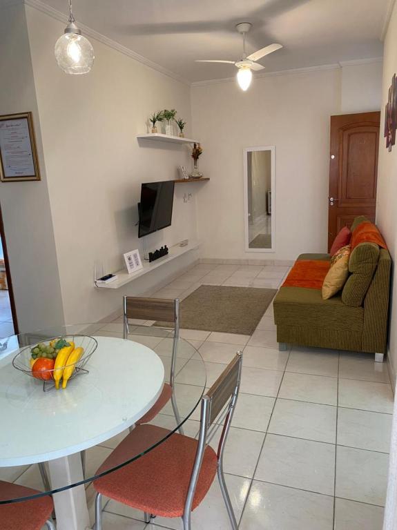  Apto Itaguá 2 quartos para 6 pessoas