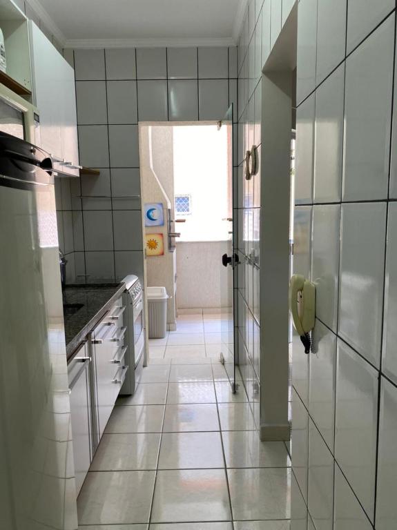  Apto Itaguá 2 quartos para 6 pessoas