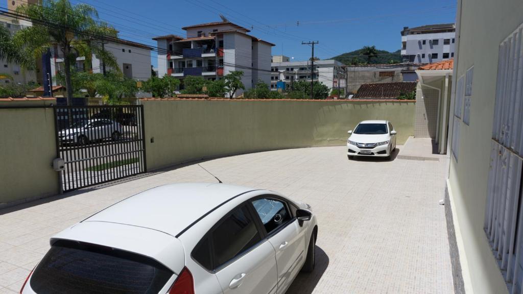  Apto térreo em Ubatuba - Itaguá (Pet Friendly)