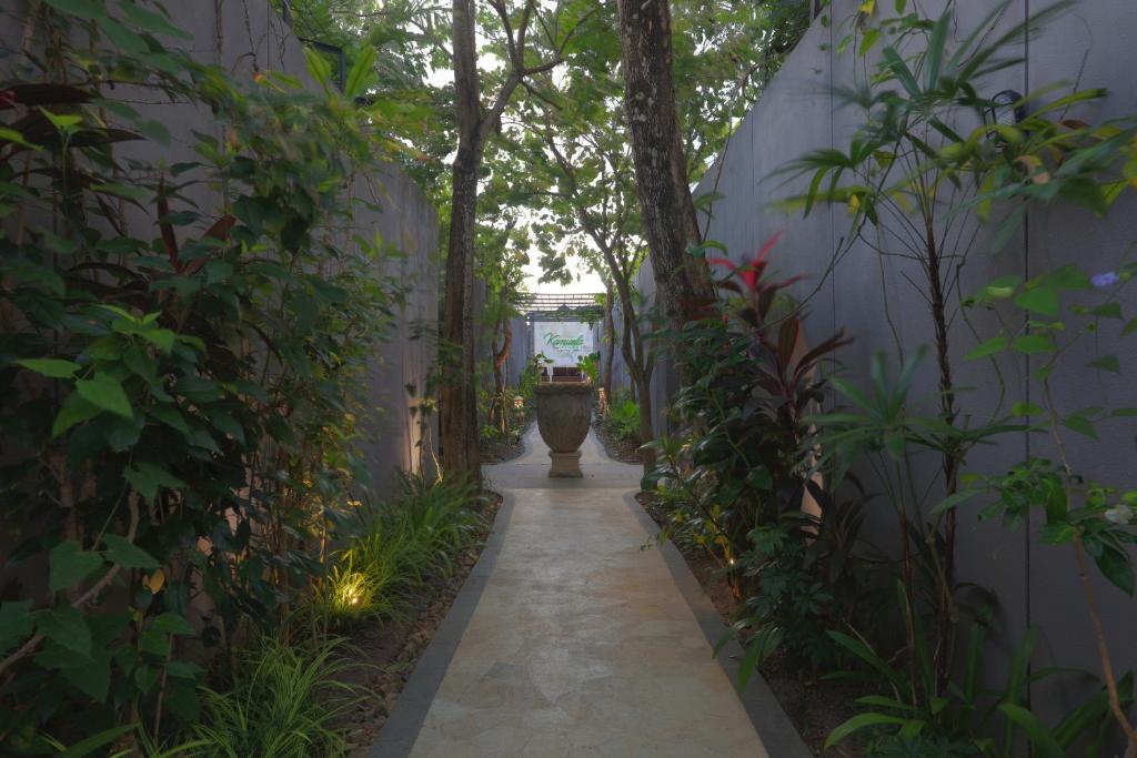 Zahrada ubytování Kamuela Villa Lagoi Bay Bintan