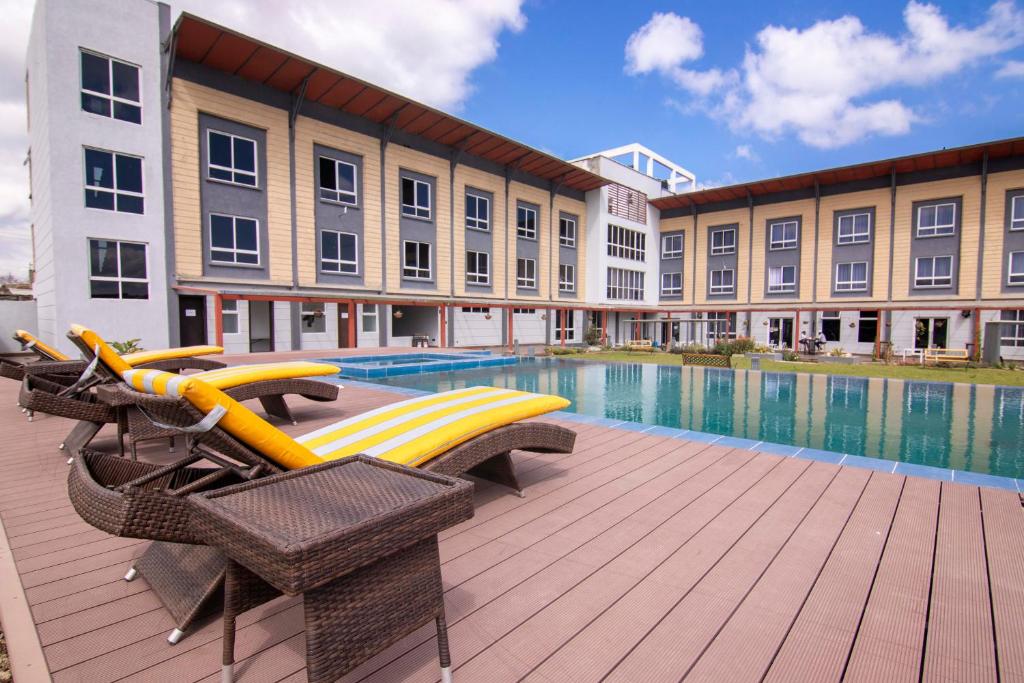 Bazén v ubytování Eseriani The Resort nebo v jeho okolí