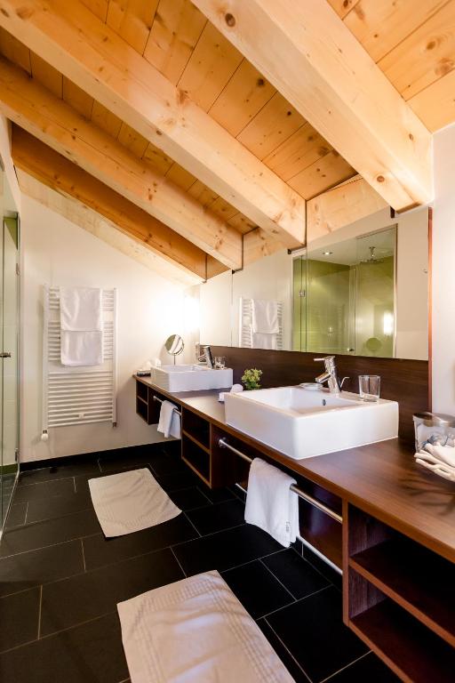 Koupelna v ubytování Hotel Stäfeli