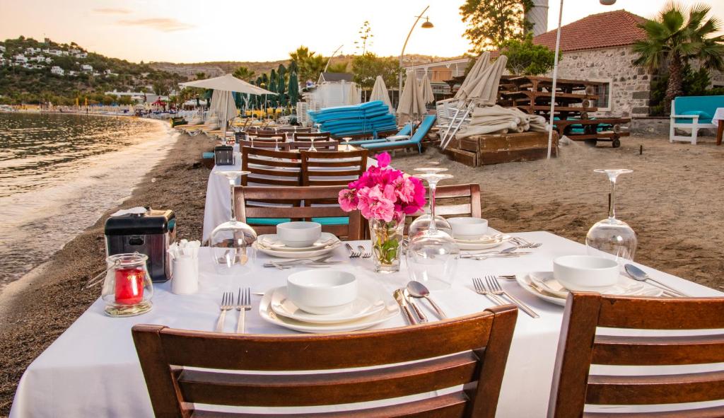 Blue Bay Beach Hotel