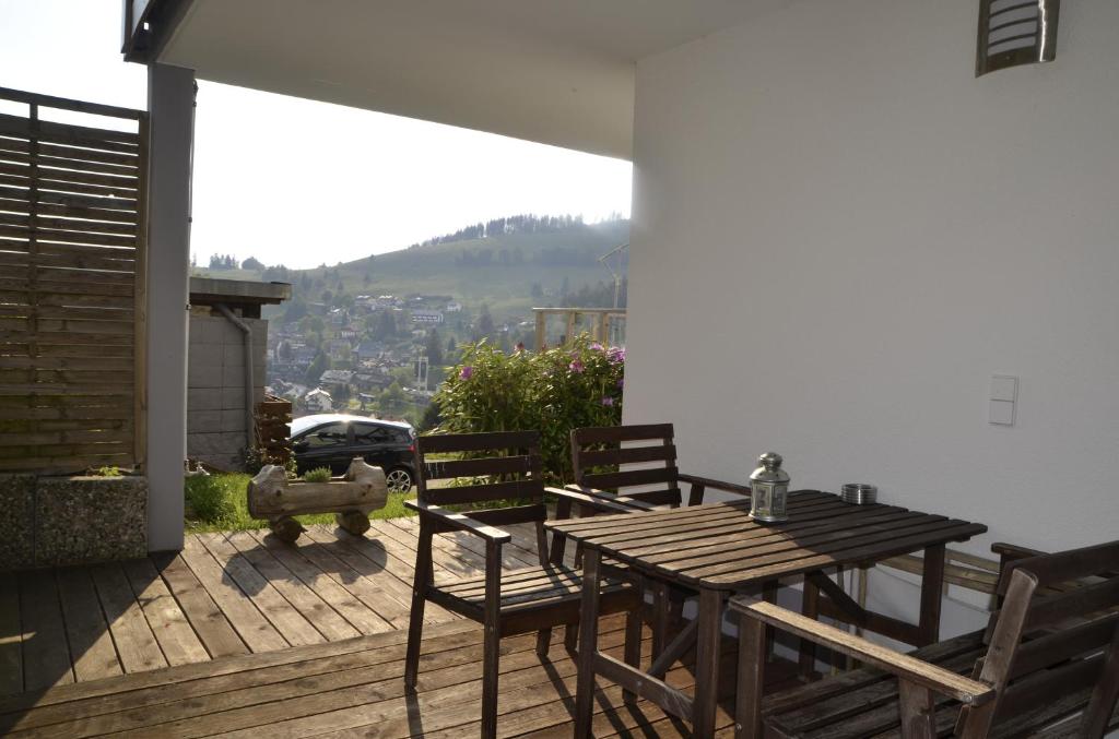 Nespecifikovaný výhled na hory nebo výhled na hory při pohledu z apartmánu