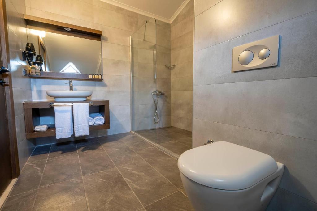 WEST HOUSE EXCLUSIVE HOTEL - 17