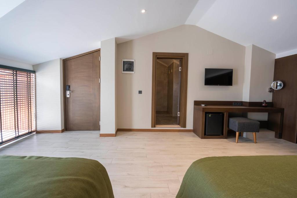 WEST HOUSE EXCLUSIVE HOTEL - 15