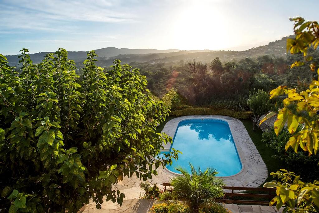 Πισίνα στο ή κοντά στο Villa Faye