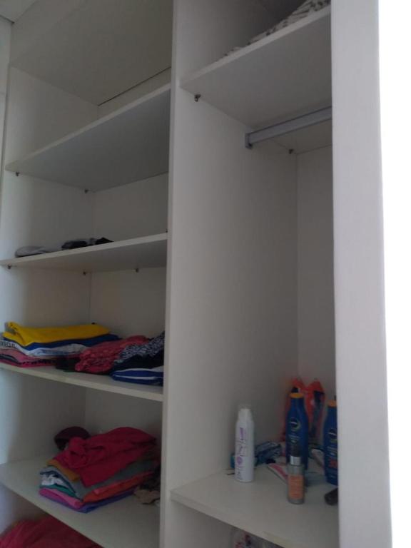  Alugo Temporada apartamento frente ao mar de Fortaleza.