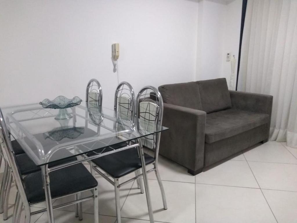  Alugo Temporada apartamento frente ao mar de Fortaleza.