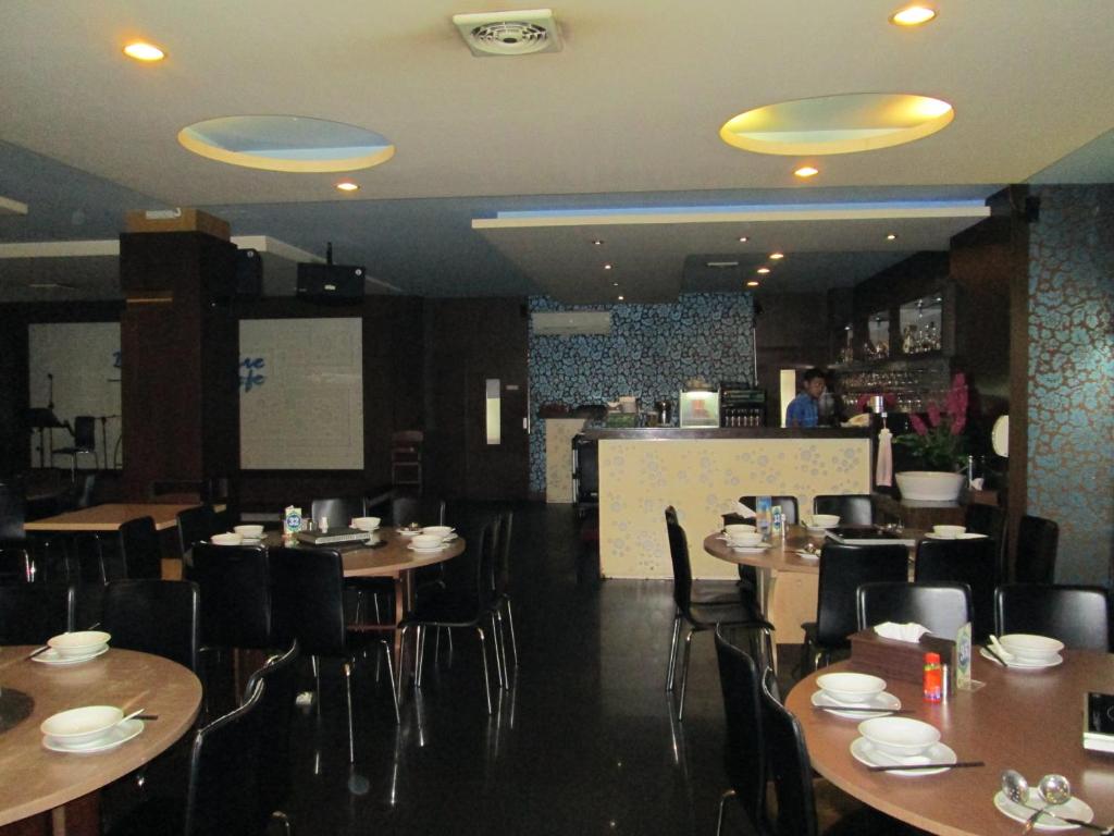 Restaurace v ubytování Hotel Kini Pontianak