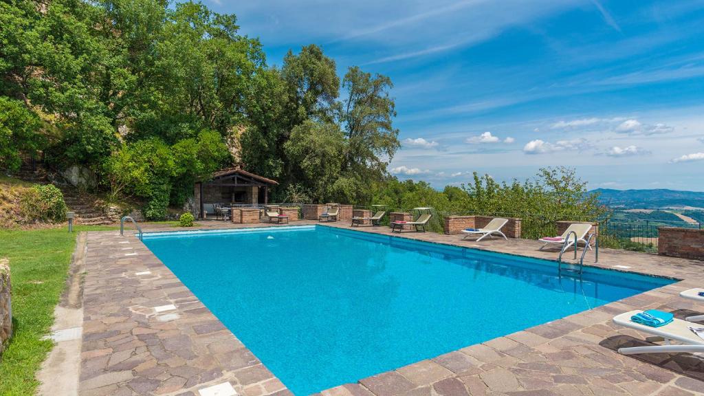 Basen w obiekcie L'ALCOVA 8&2, Emma Villas lub w pobliżu