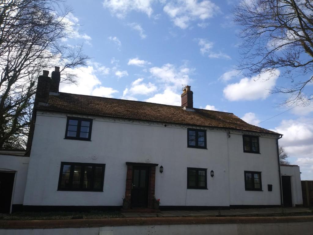 Brick Kiln Farm, Banningham (updated prices 2024)