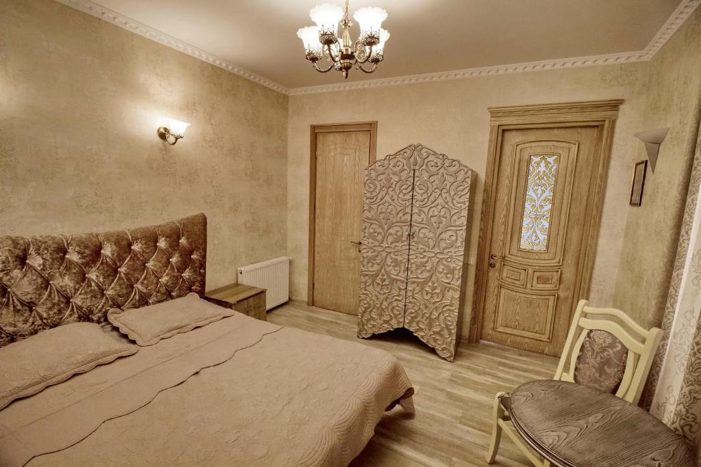 Postel nebo postele na pokoji v ubytování Old Tbilisi Gate
