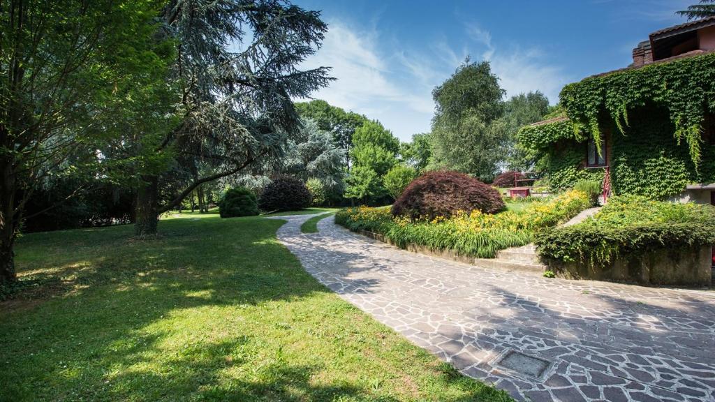 Ogród w obiekcie VILLA PINA 8&2, Emma Villas