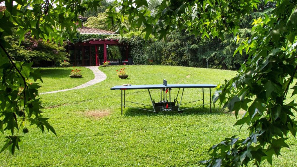 Ogród w obiekcie VILLA PINA 8&2, Emma Villas