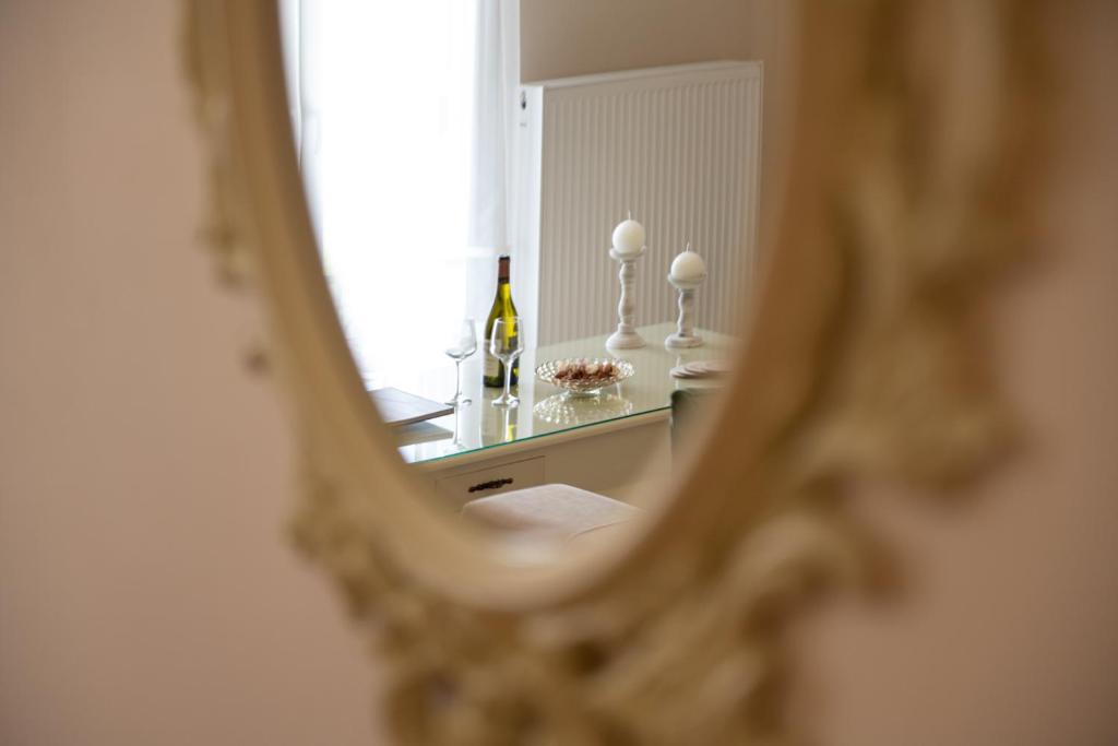 Nostalgia Corfu Town Apartments - 9