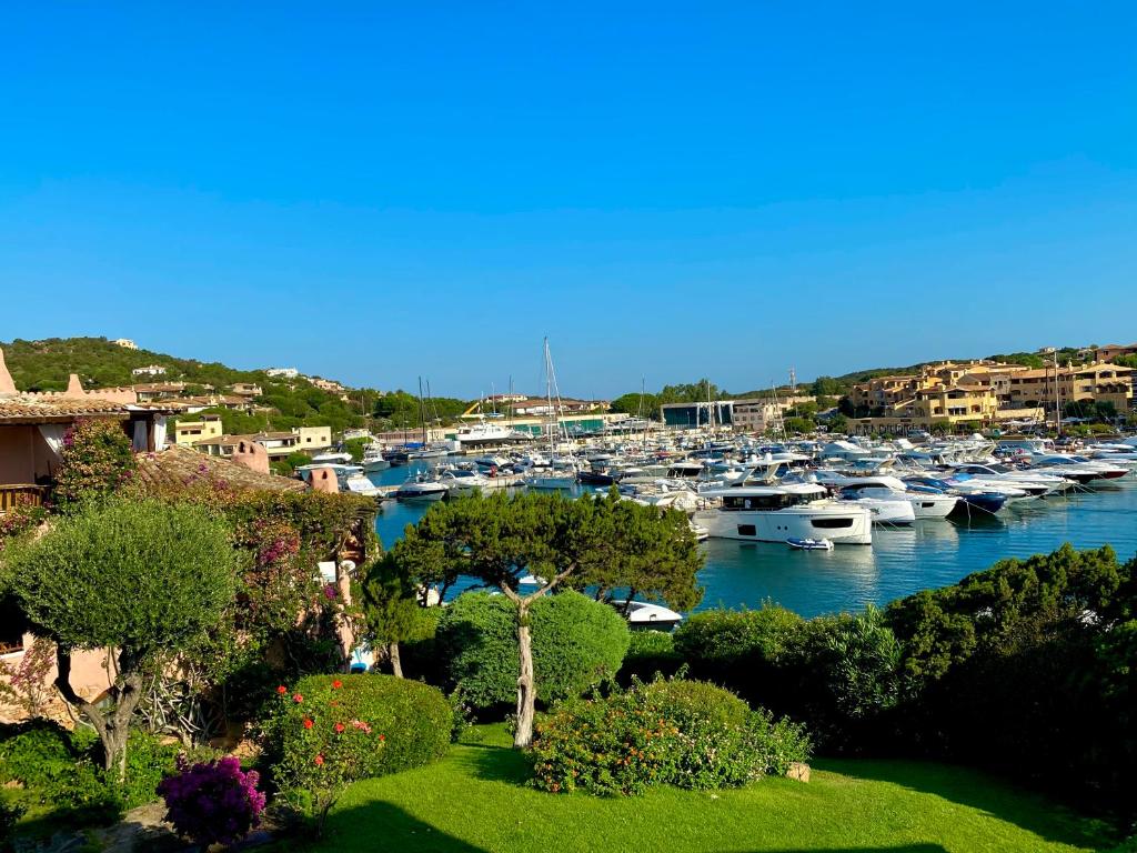 Beautiful House in the Heart of Porto Cervo, Porto Cervo – Updated 2023  Prices