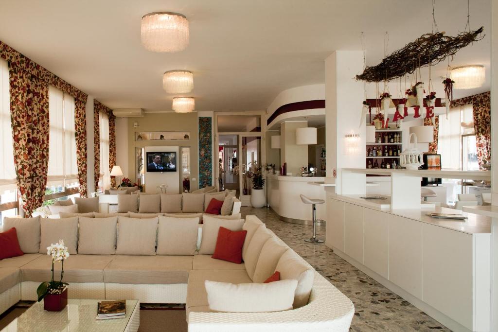 Posezení v ubytování Hotel Canarie