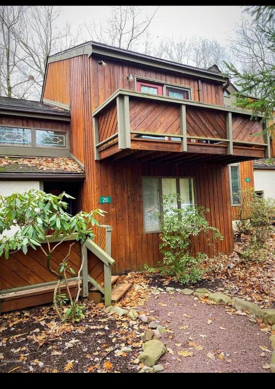 Big Boulder Lake Retreat Summer Lake & Winter Ski, Lake Harmony