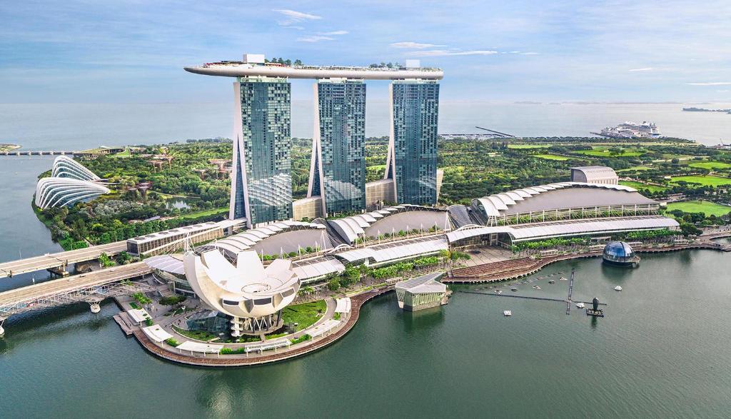 Gallery image of Marina Bay Sands in Singapore