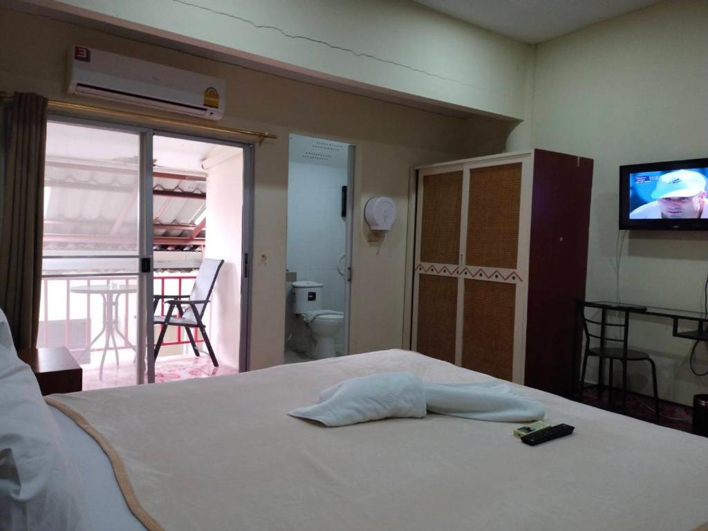 Baan Kaew Ruen Kwan - Queen Room With Balcony