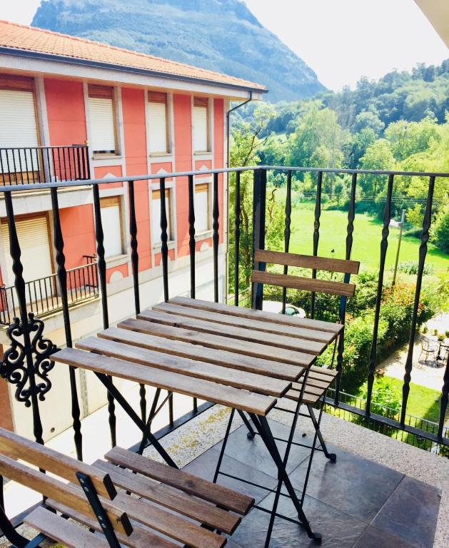 Balkón nebo terasa v ubytování La Casita de Diana Ramales, plaza garaje incluida