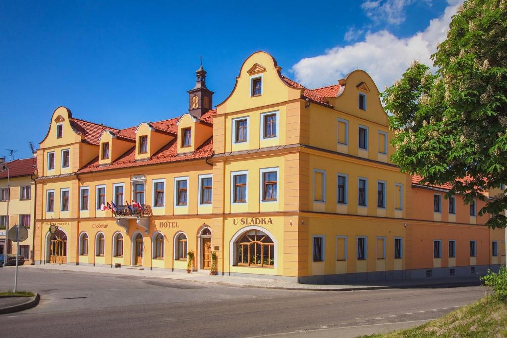 Budova, kde se hotel nachází
