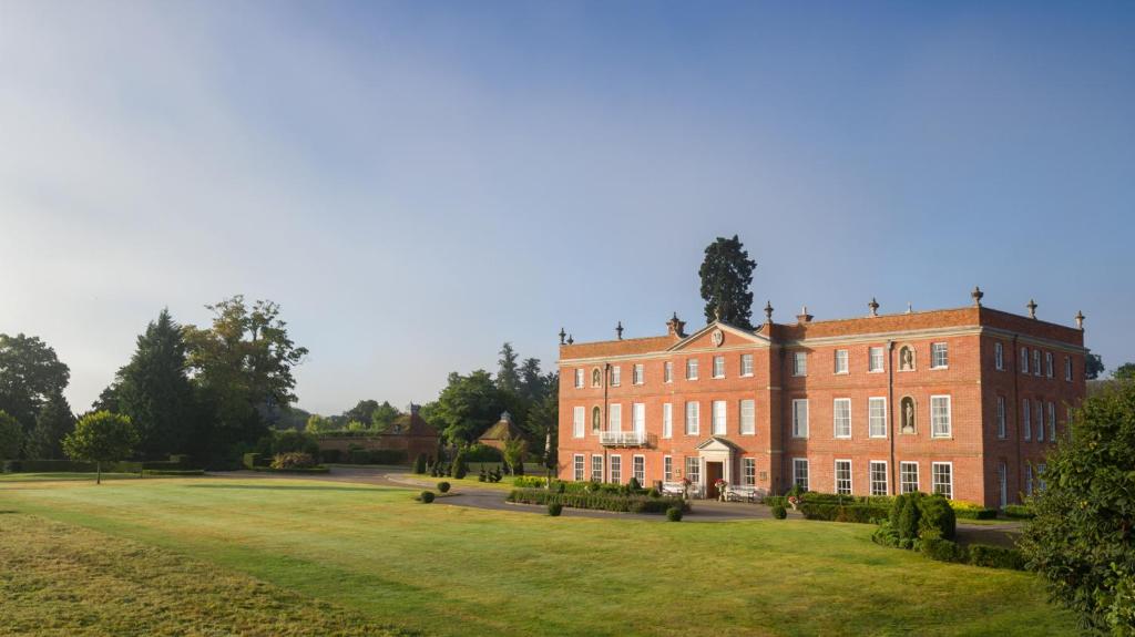 Foto dalla galleria di Four Seasons Hotel Hampshire a Winchfield