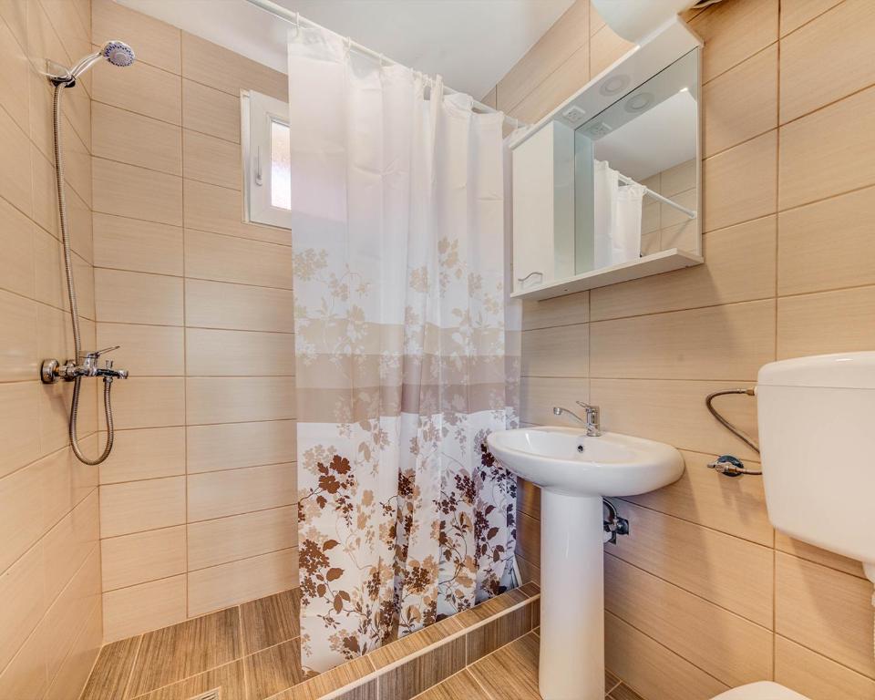 S&M Apartments - One-Bedroom Apartment