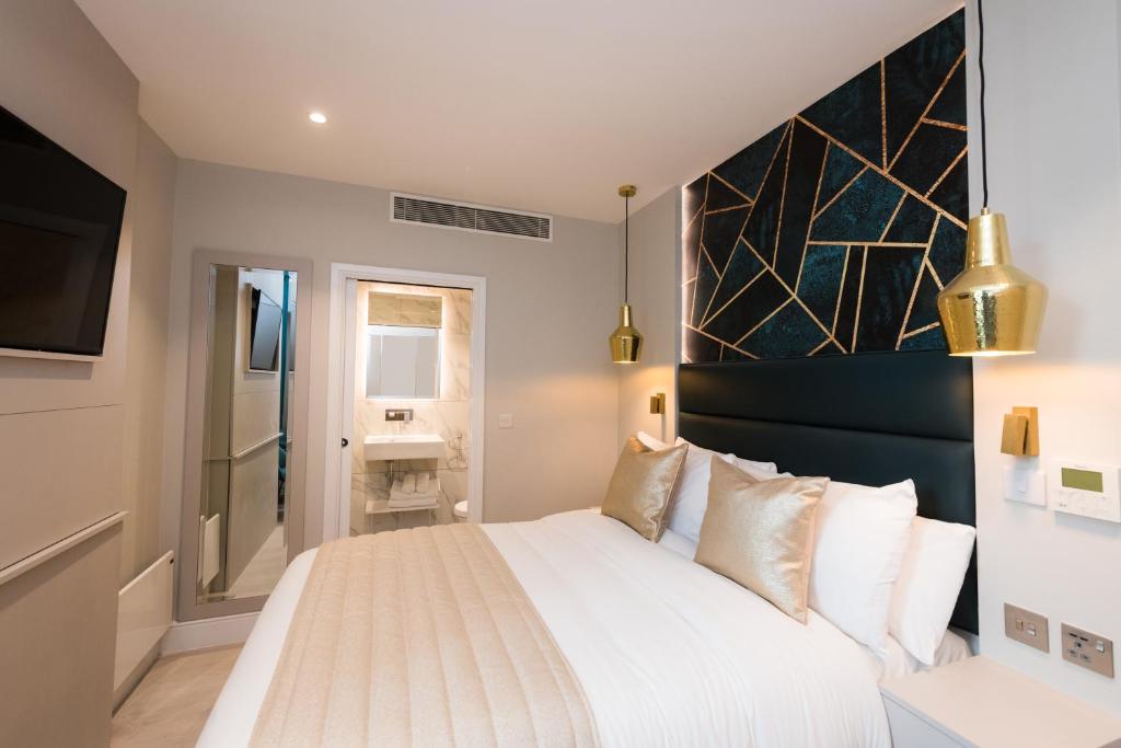 West End Lane II - Family Studio
