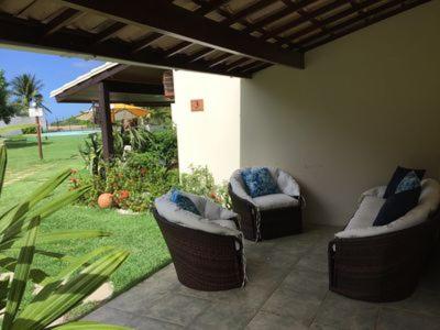  Casa Jacuipe. 4 quartos ar condicionado. saída rio 71. 99267-2592
