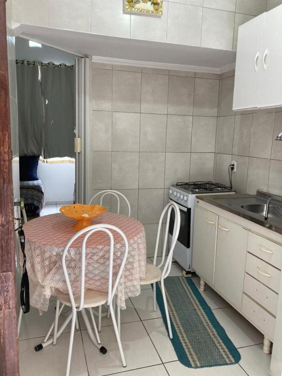  Kitnet térrea forte