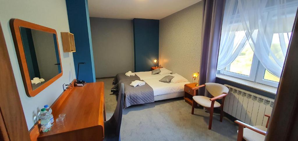 Hotel Bursztynowy - Family Room With Bath