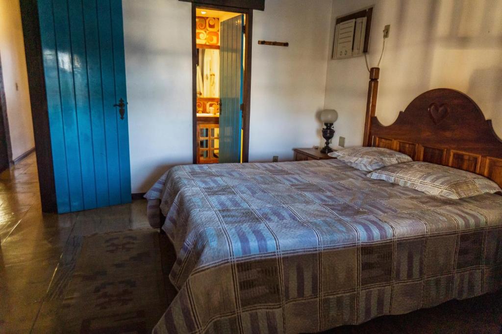  Mansão com piscina e jacuzzi - 9 suites - até 20 pessoas - condomínio fechado