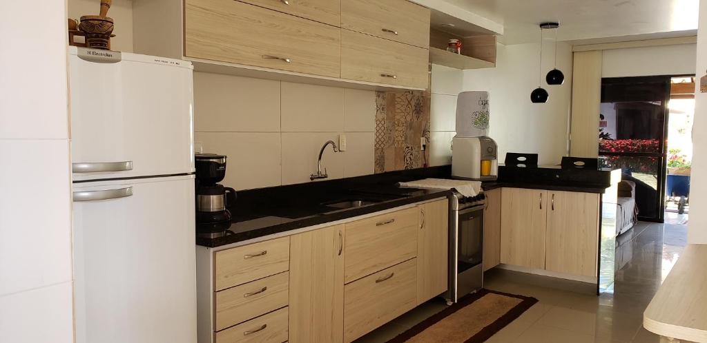  Casa Jacuipe. 4 quartos ar condicionado. saída rio 71. 99267-2592