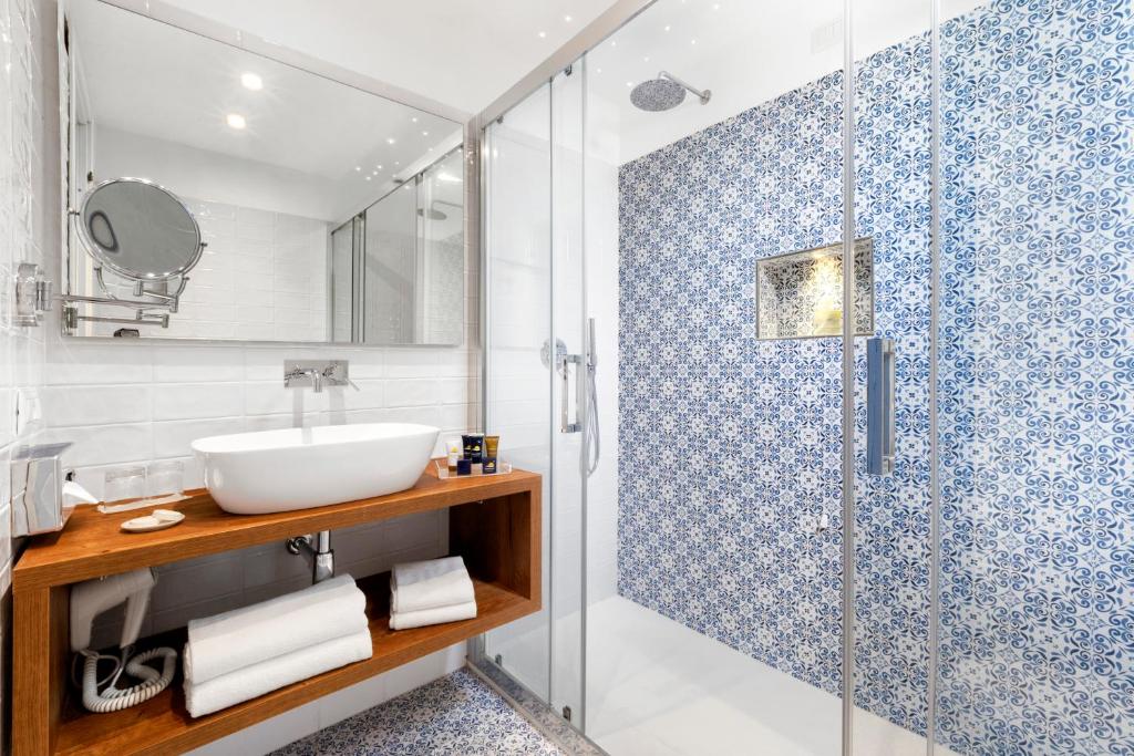 Atlantic Palace Hotel - Double Room With Balcony