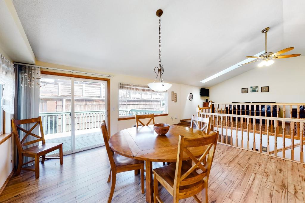 Cape Meares Retreat, Cape Meares (updated prices 2024)