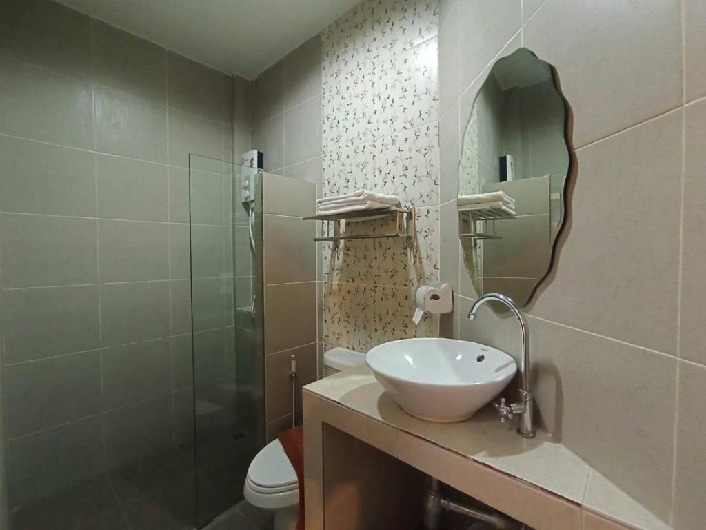 Kireeya Villa - Standard Triple Room