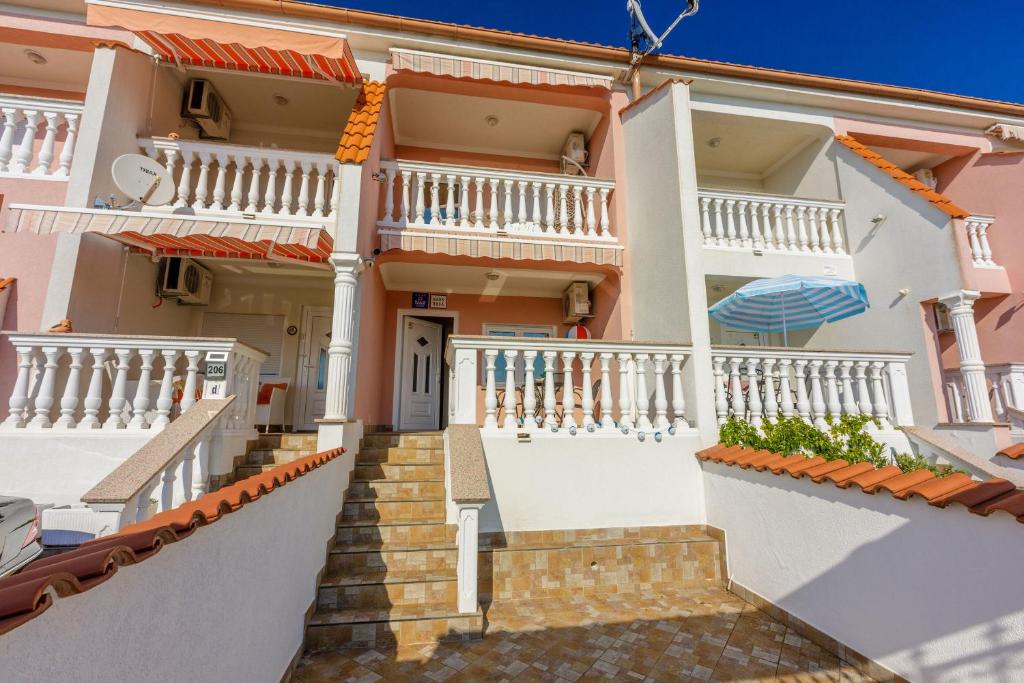 Balkón nebo terasa v ubytování House Haus Rosa