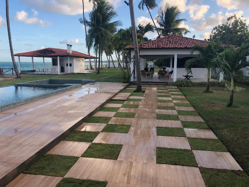  Bela casa de Praia Beira Mar com piscina em Peroba