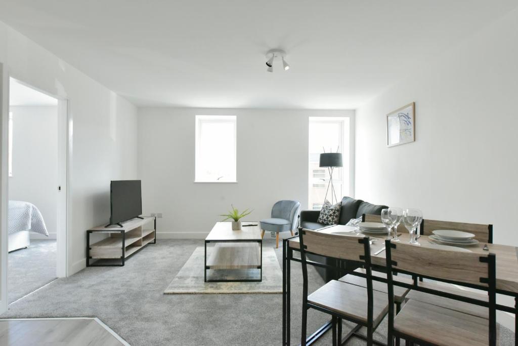 The Breath Taking Cube - One-Bedroom Apartment
