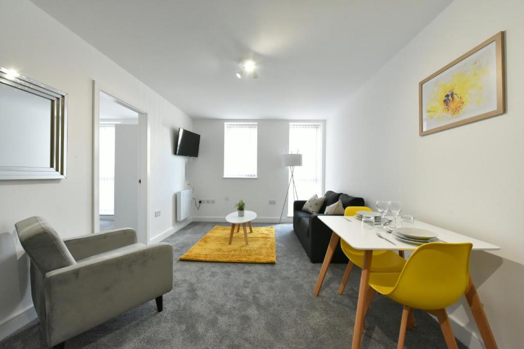 The Breath Taking Cube - One-Bedroom Apartment