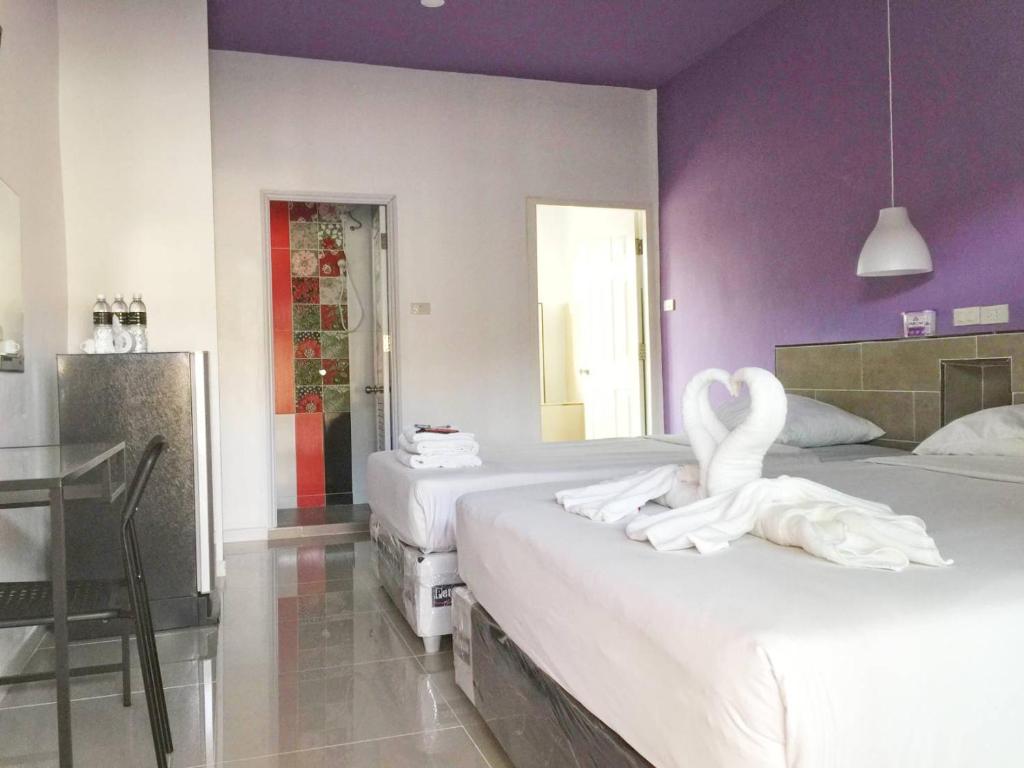 Baan Kaew Ruen Kwan - Economy Triple Room