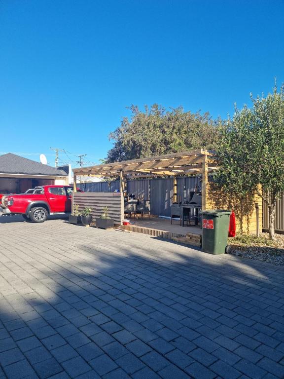 THE MEWS Oamaru - Resim 9