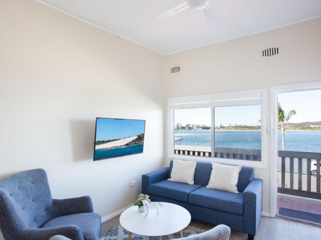Gallery image of Lakeside 3 in Tuncurry