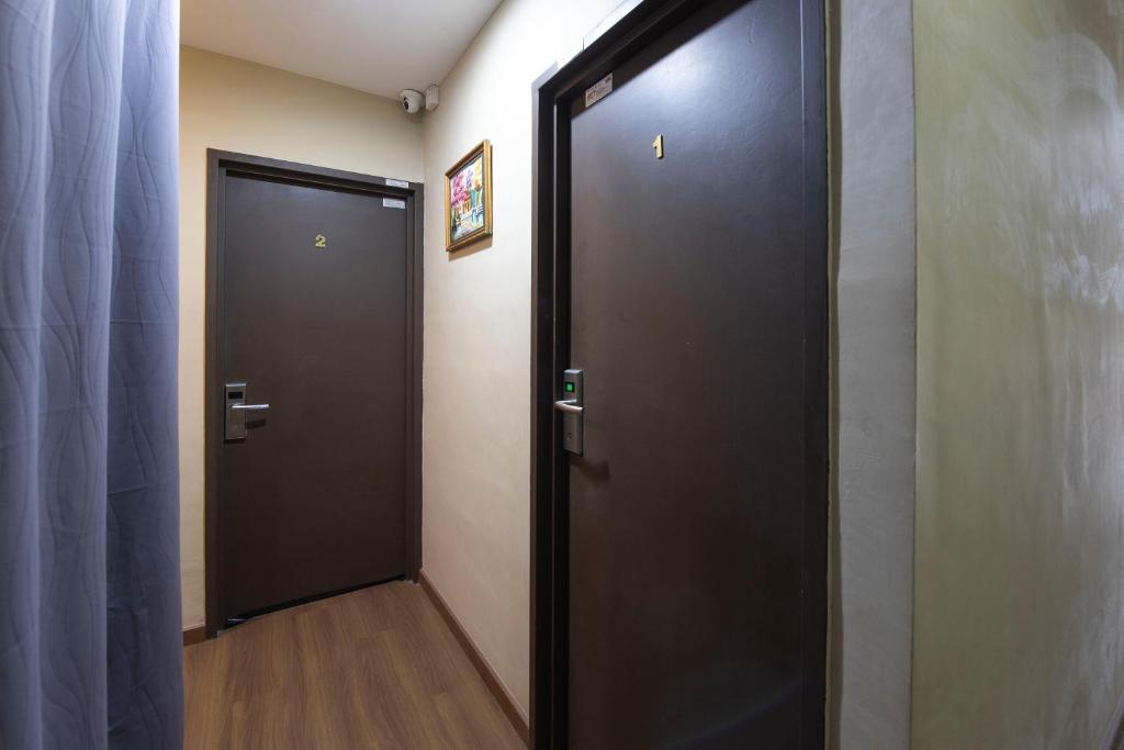 Hotel By The Park PLT