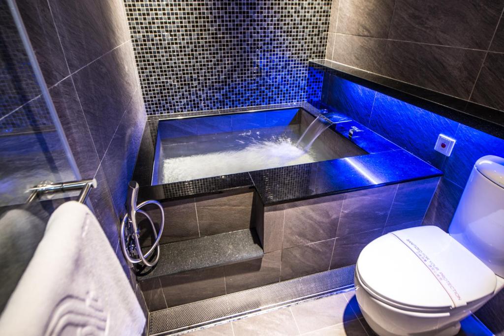 Fotografie z fotogalerie ubytování SIX FUKUN HOTEL v destinaci Ťiao-si