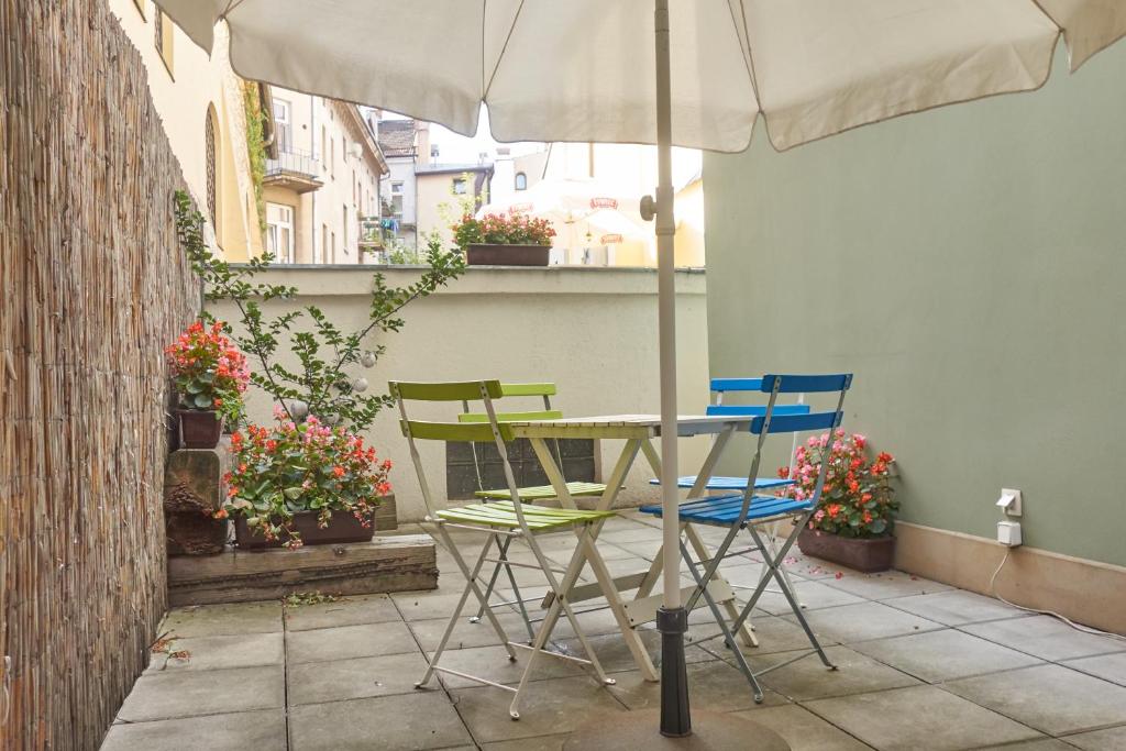 Crystal Suites Chez Helena - 11